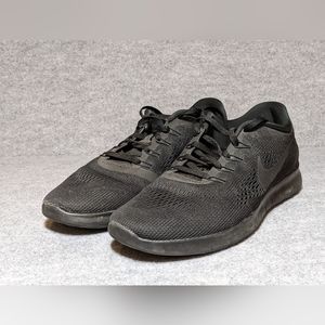 2016 Nike Free RN Triple Black